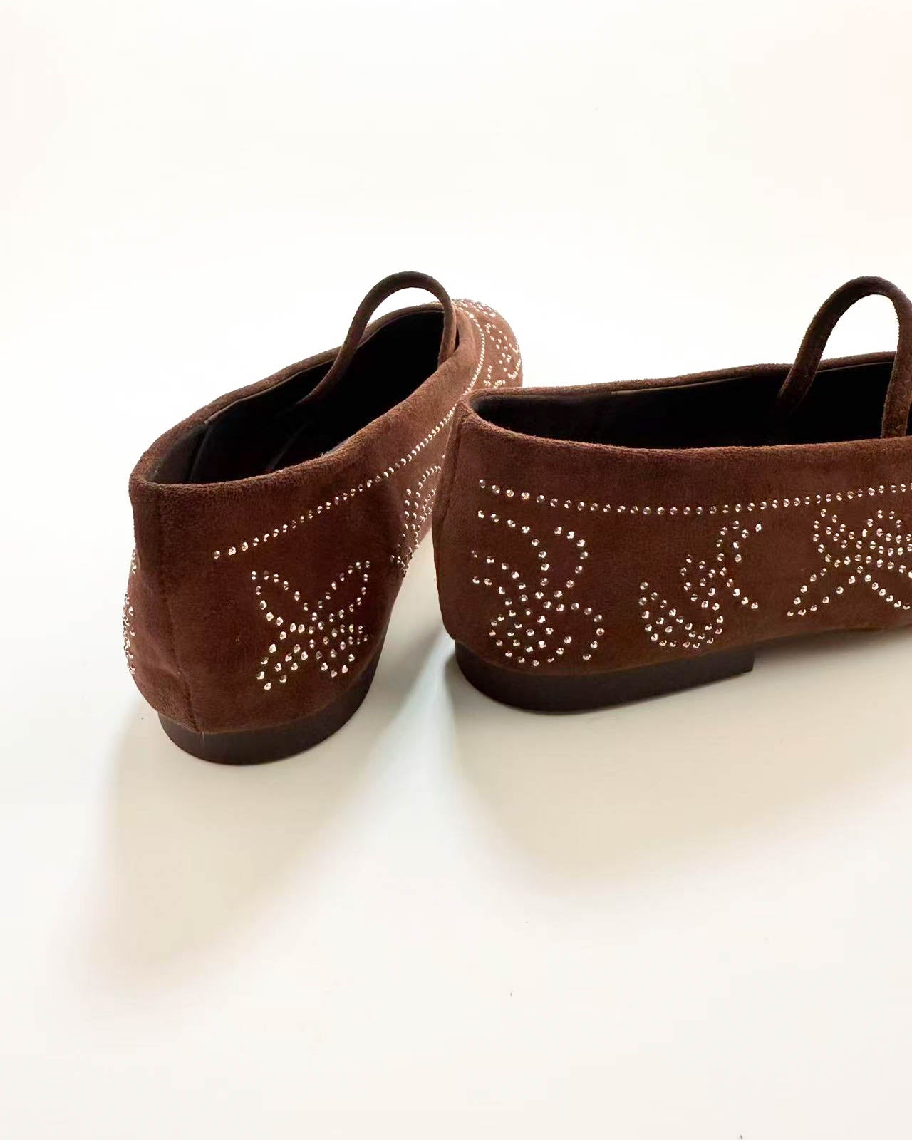 color_brown