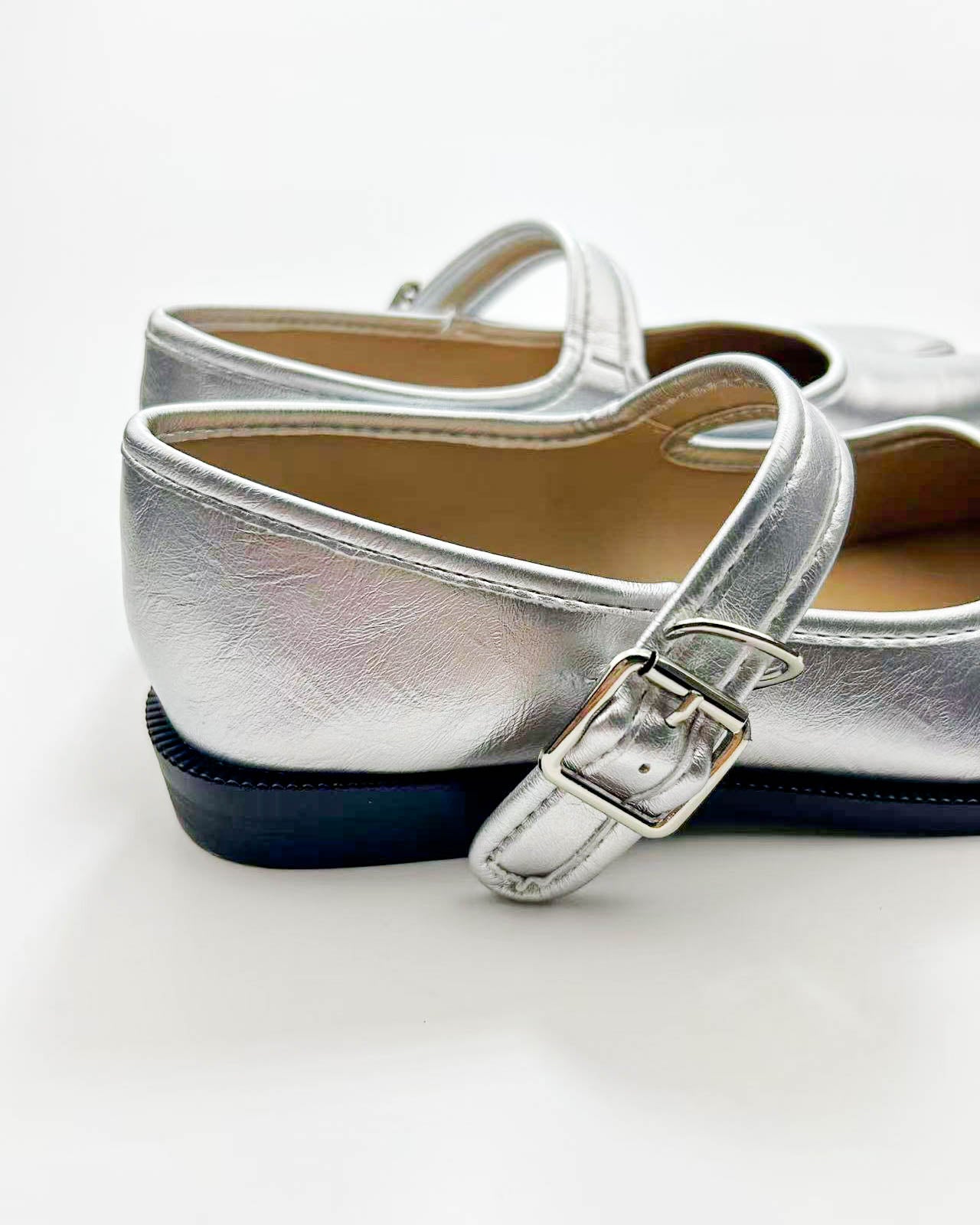 #color_silver