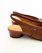#color_brown