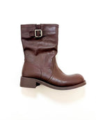 color_brown