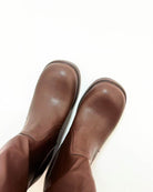 color_brown