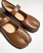 #color_brown