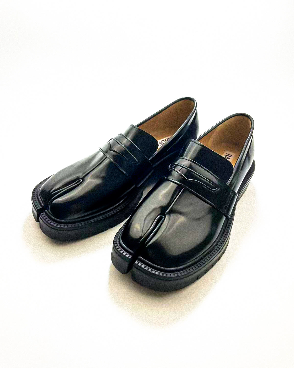 Thick Heel Tabi Loafers – Raboesy Thick Heel Tabi Loafers – Raboesy
