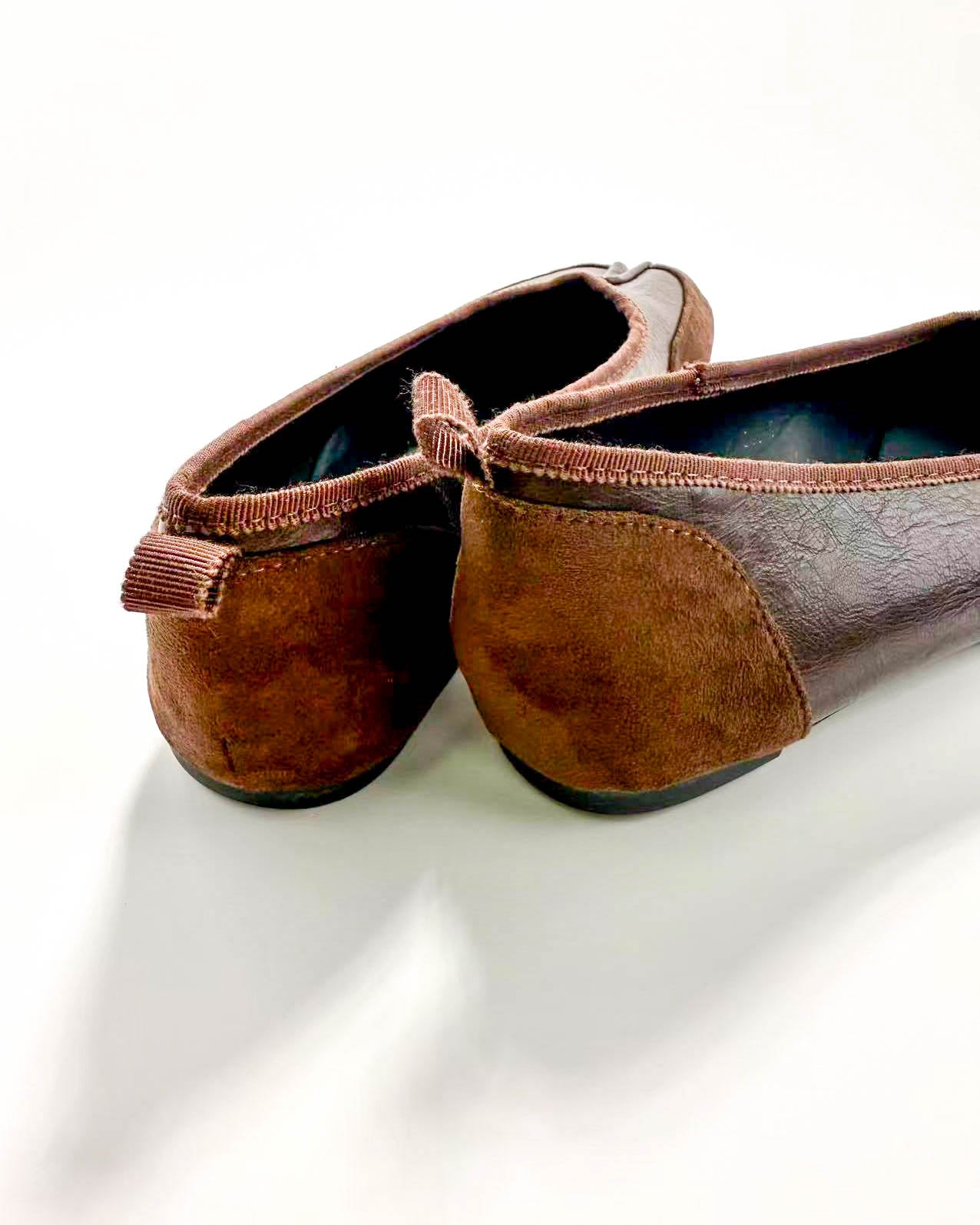 color_brown