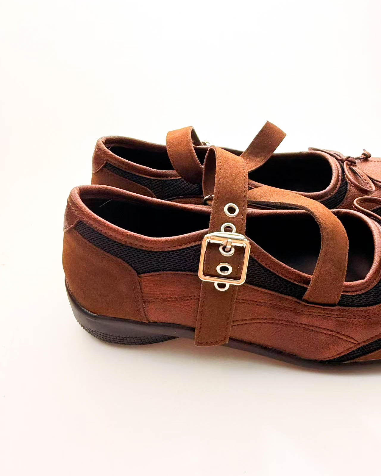 color_brown