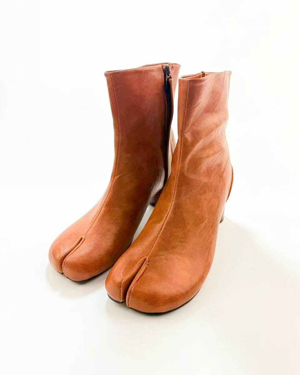 color_brown