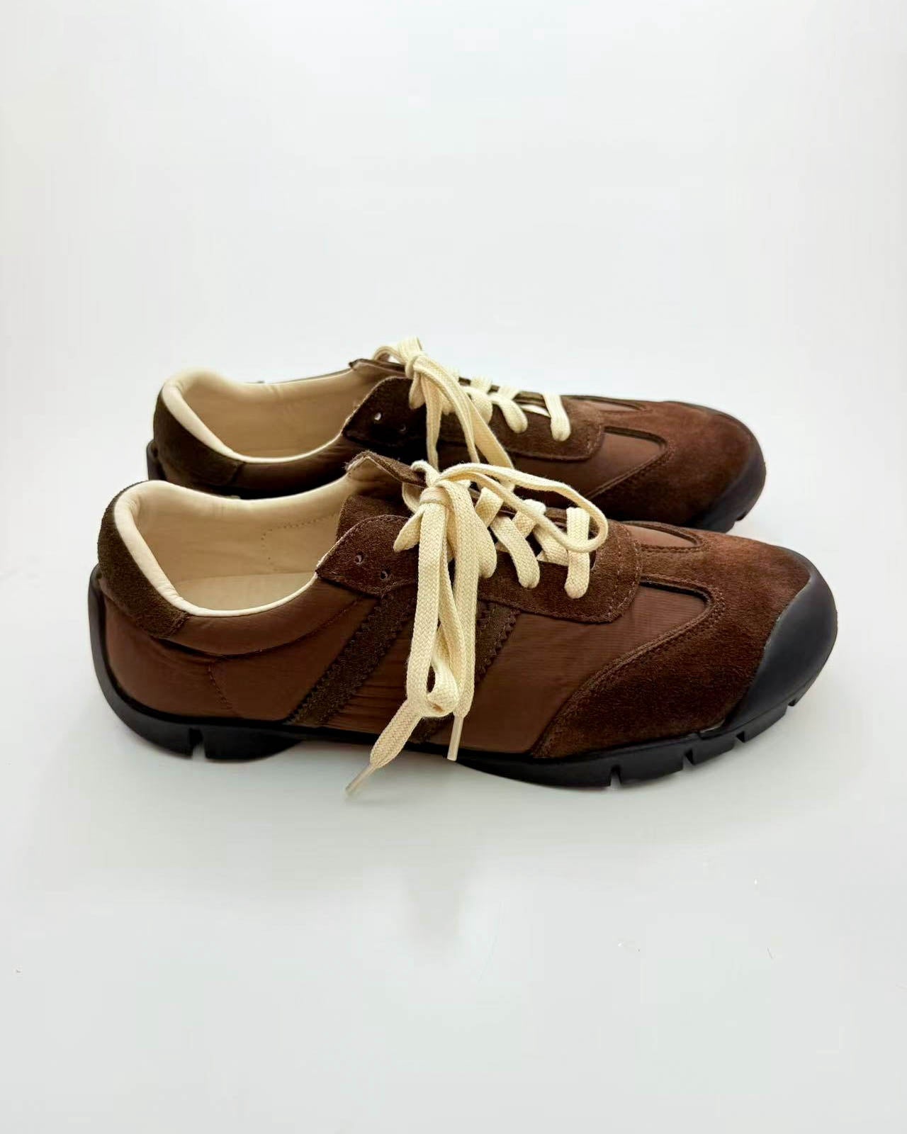 color_brown
