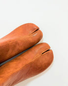 color_brown