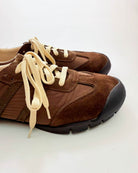 color_brown