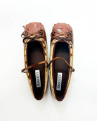 color_brown