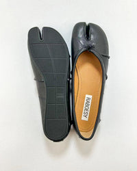 Wrinkles Tabi Ballet Flats