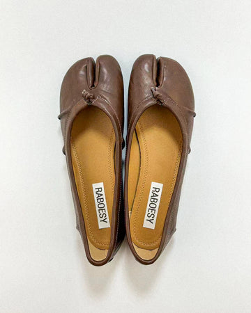 Wrinkles Tabi Ballet Flats