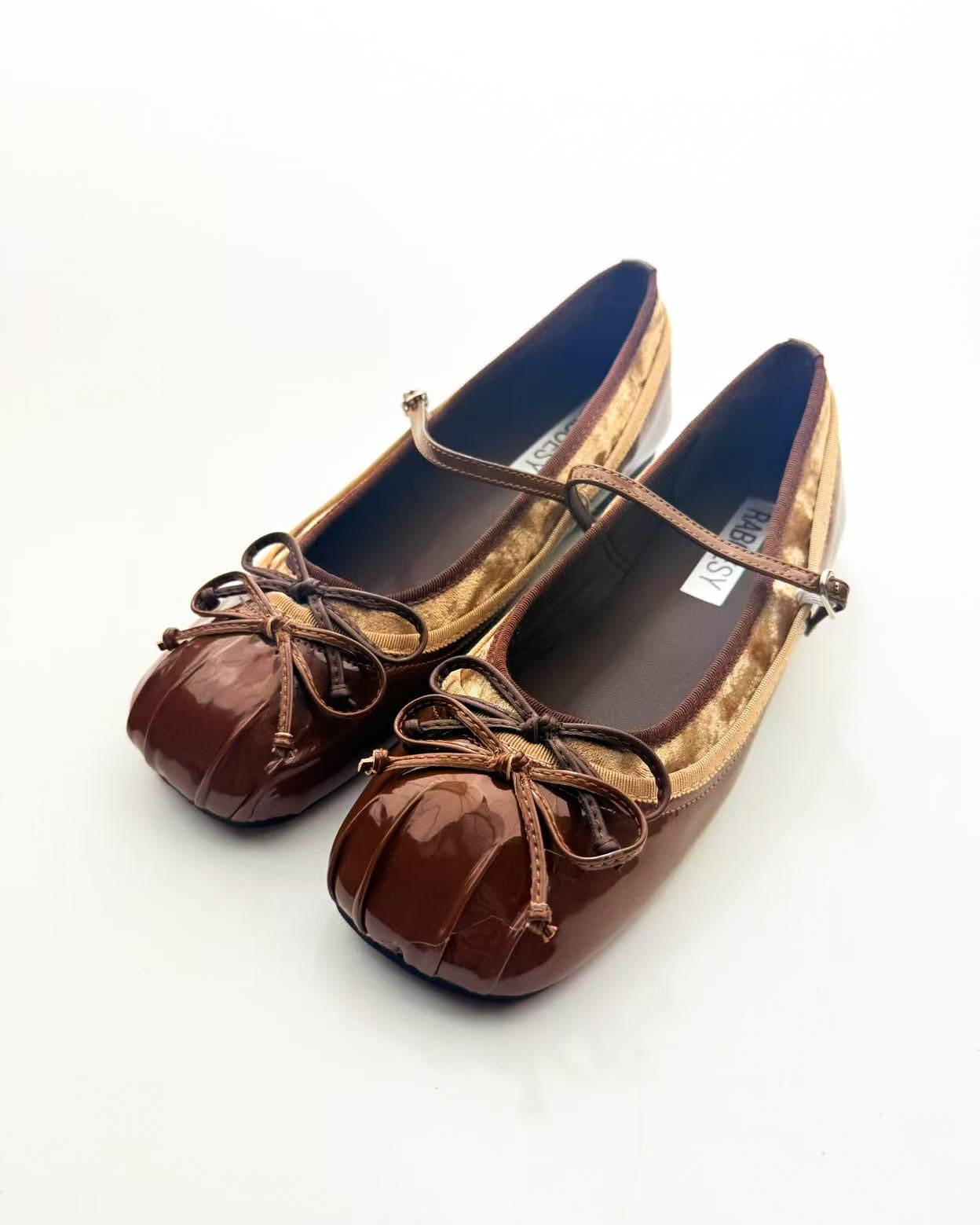 color_brown
