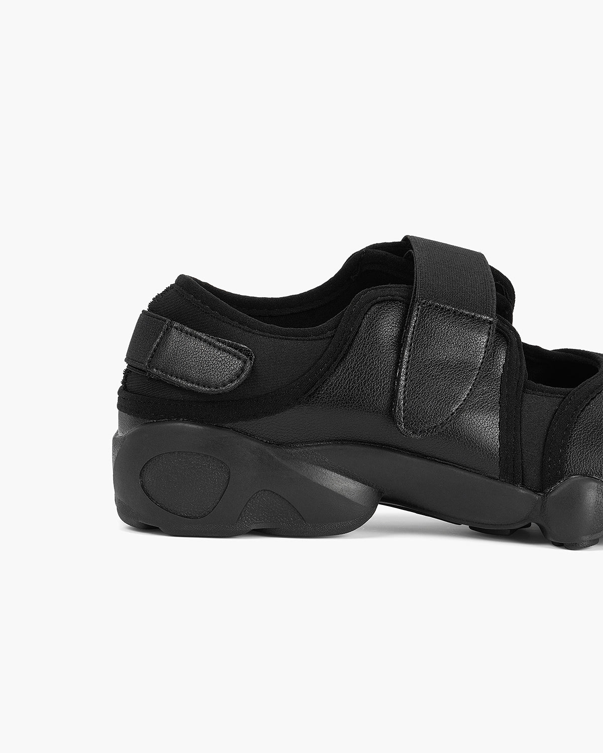#color_blackleather