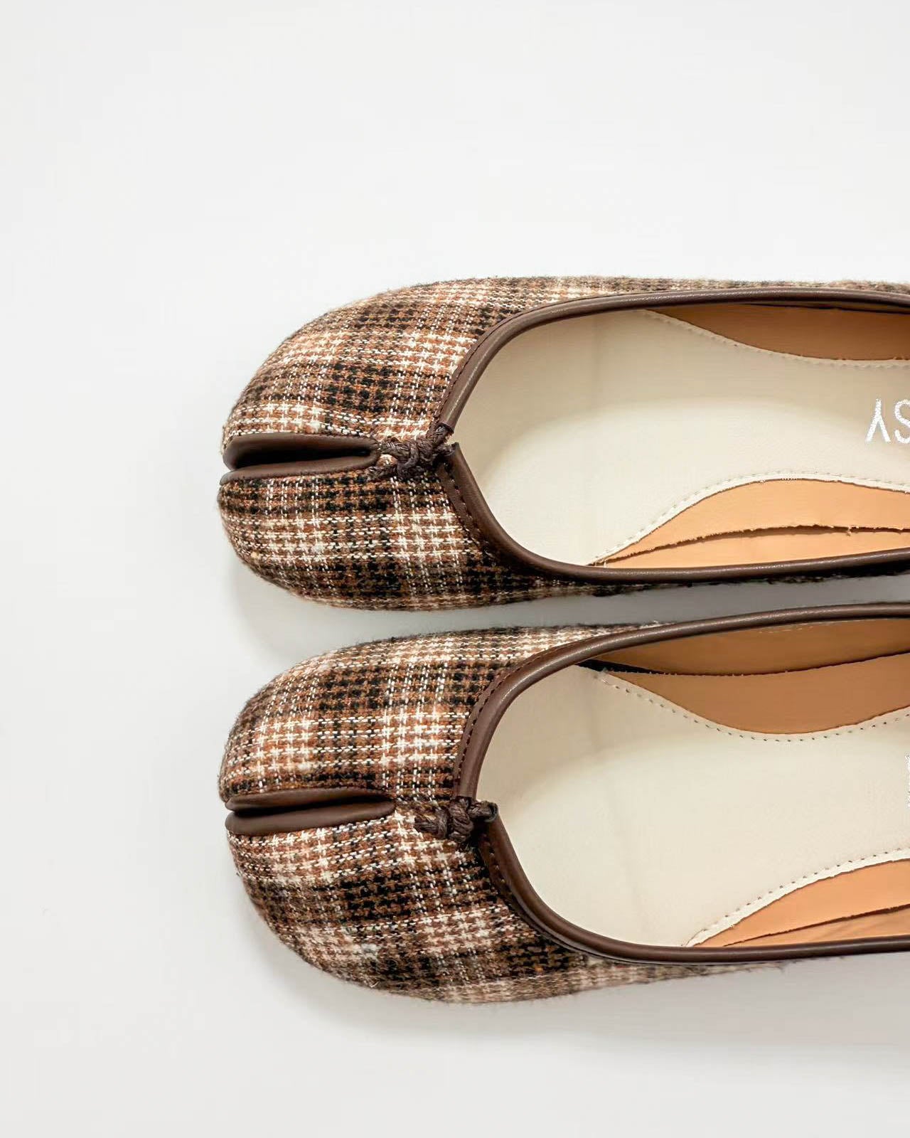 color_brownplaid