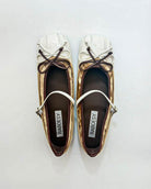 color_beige