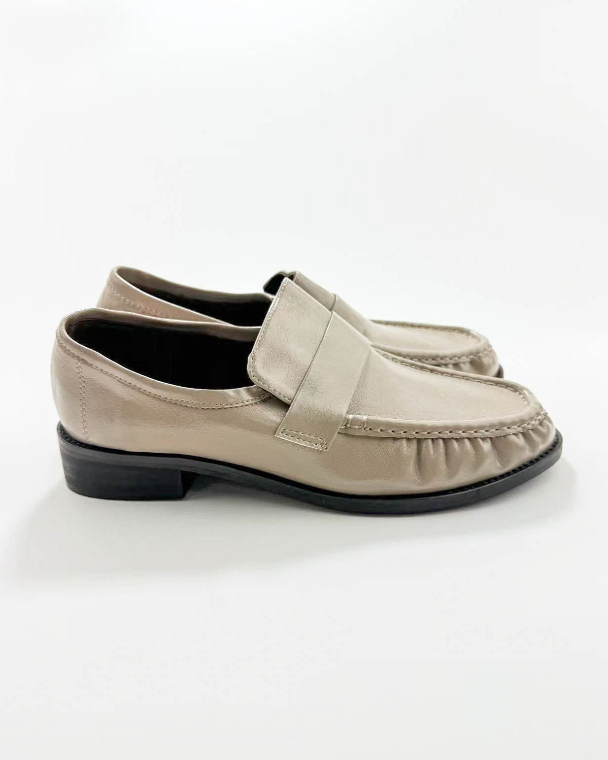 color_khaki