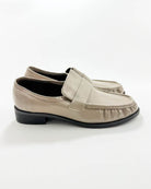 color_khaki