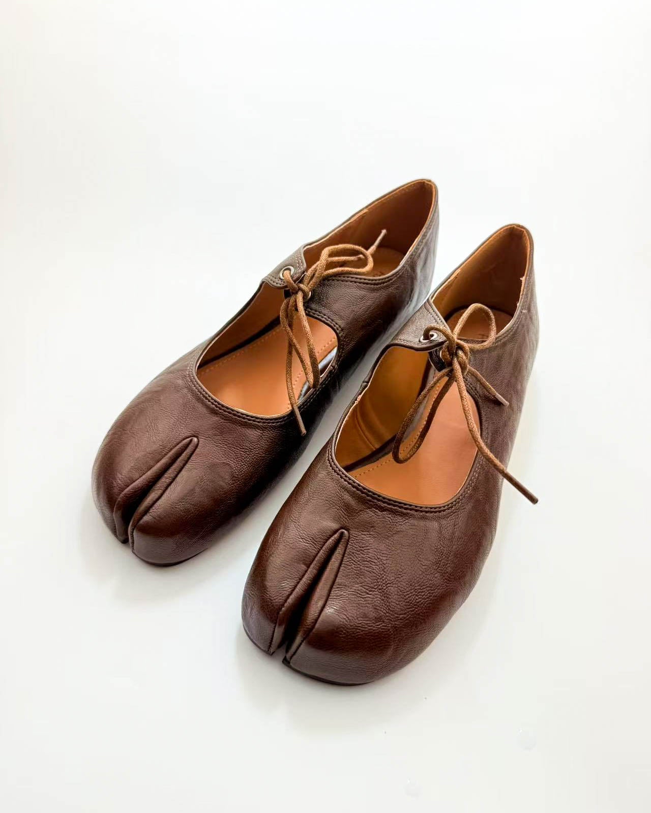 color_brown