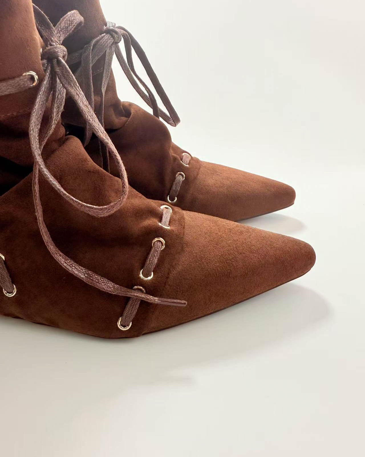 color_brown