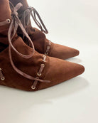 color_brown