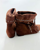 color_brown