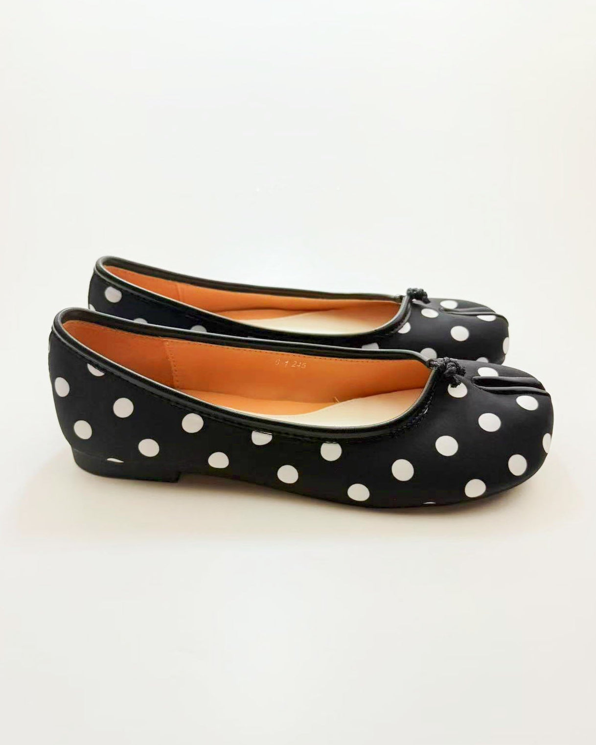 color_polka dots