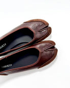 color_brown